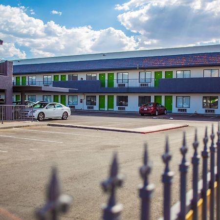 Siegel Slots And Suites Лас-Вегас Экстерьер фото